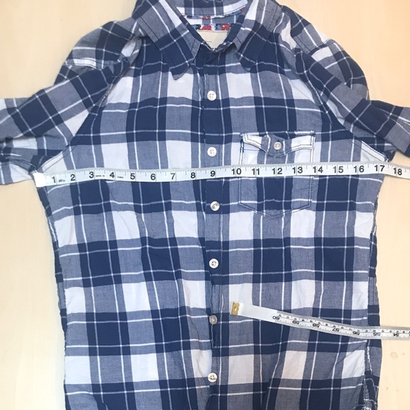 Hollister Shirt Buttondown. Blue & White Plaid. Medium (Juniors). Cotton. - Picture 10 of 11